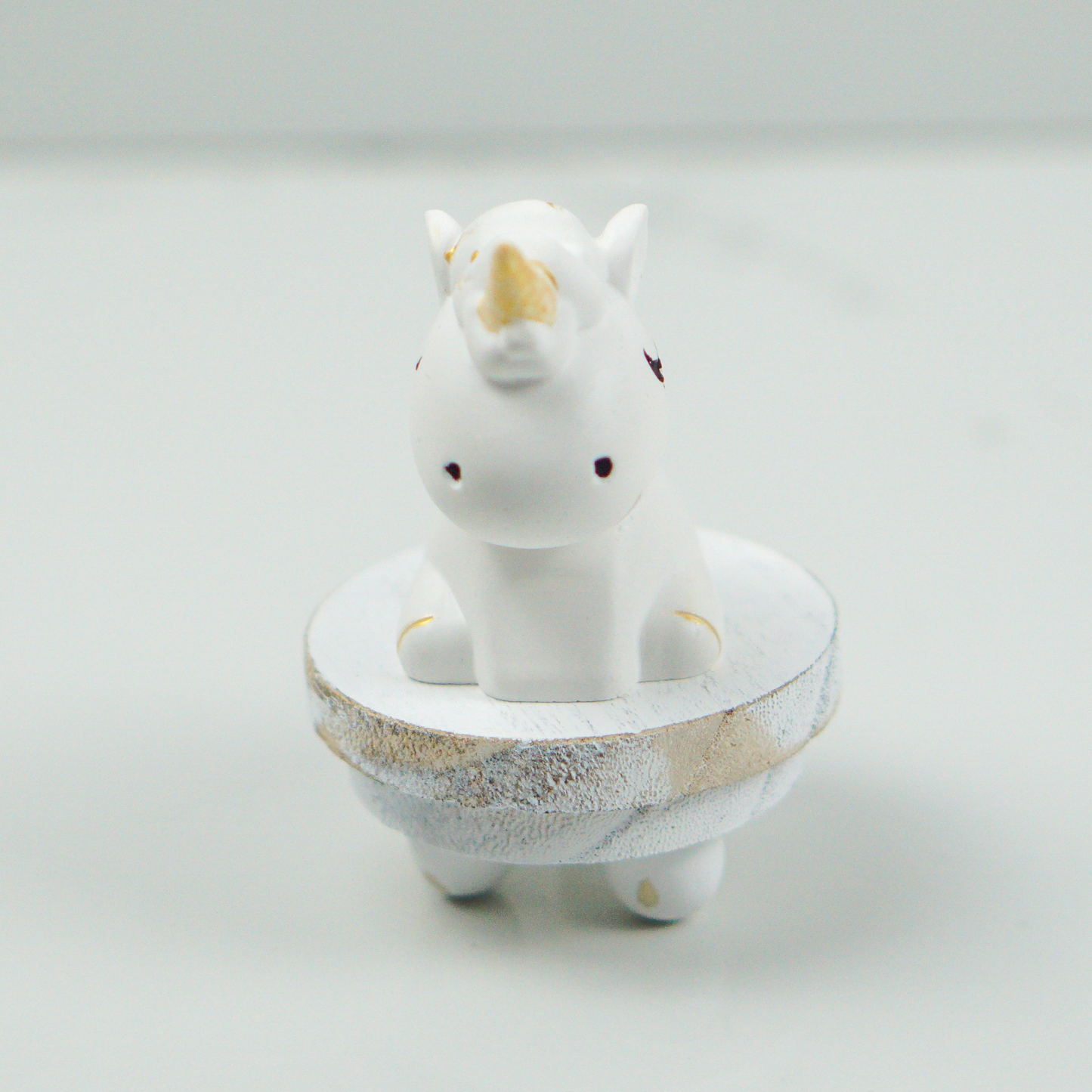 Unicorn ceramic